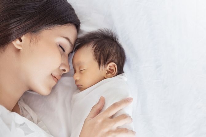 bed sharing with baby benefits