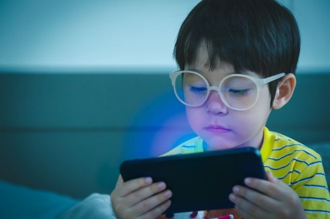 causes of myopia in singapore