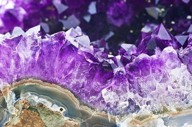Gems For Positive Energy