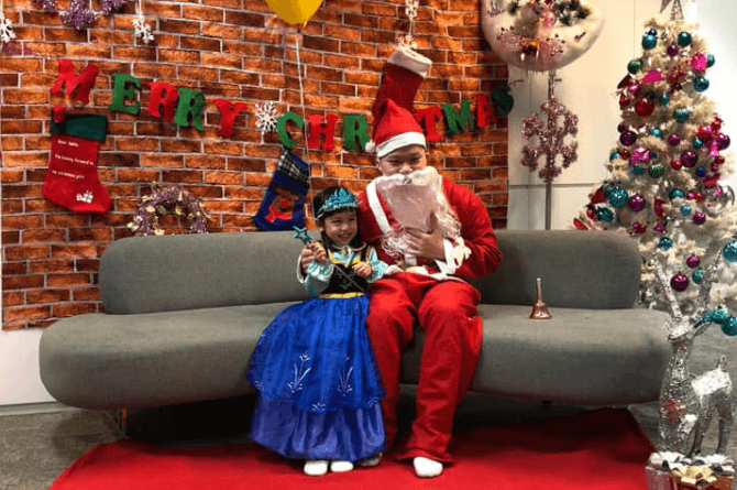 meeting santa near me