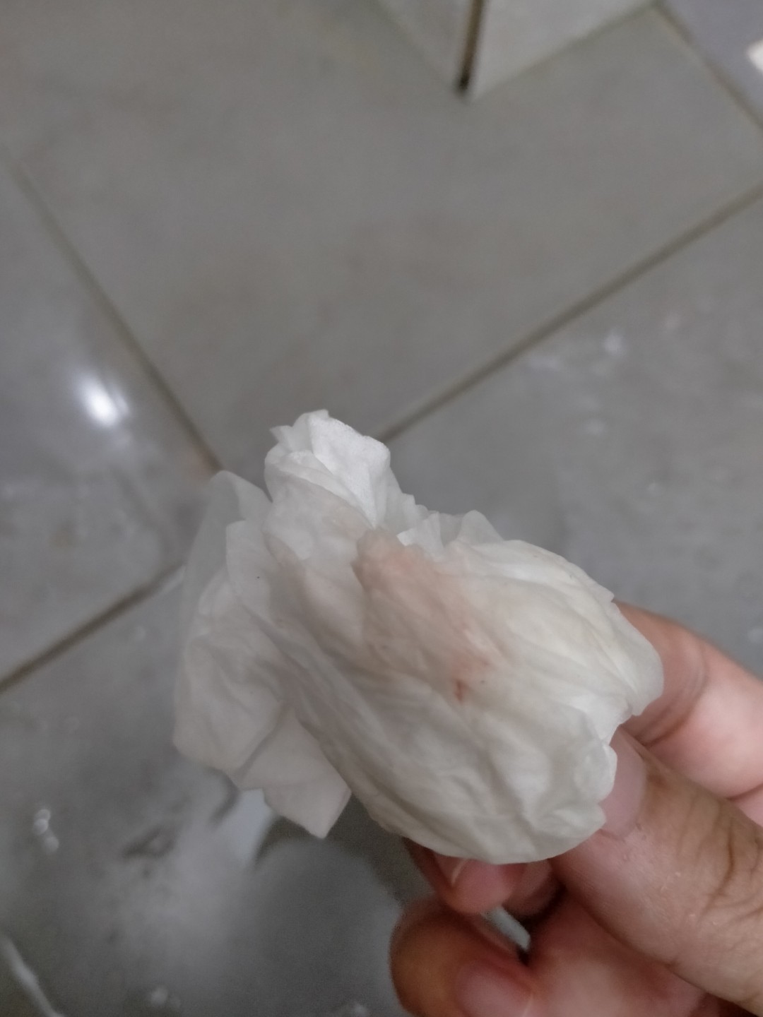 ada warnamerah sejak 2 hari lepas