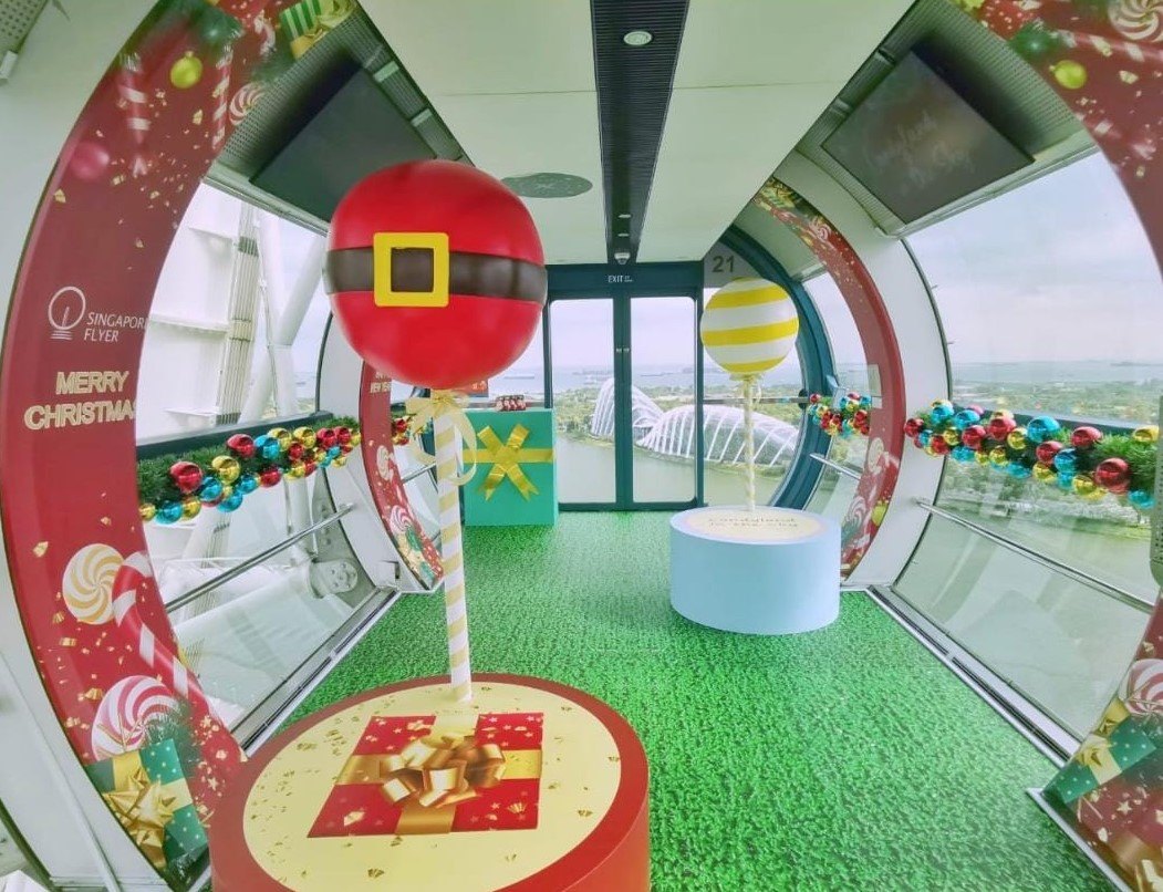 Candyland Christmas at Singapore Flyer