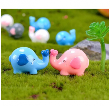 Cute Mini Figurine Gift: Elephants