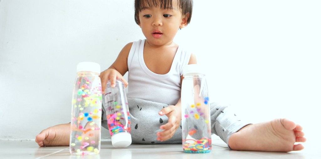 Sensory Play dari Botol