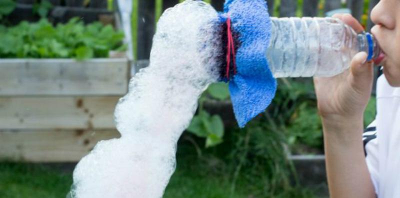 Cara Membuat Bubble Snake Serunya Main Bubble Snake Bareng Anak