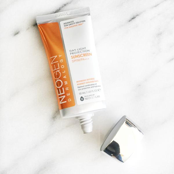 Mineral Sunscreen Korea yang tidak membuat permukaan kulit menjadi lengket