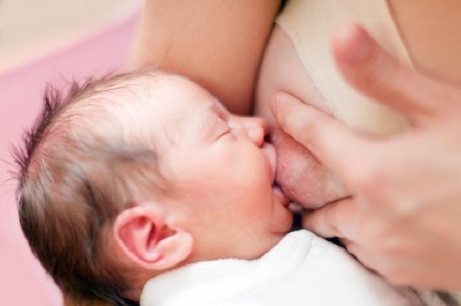 10 Tips Menyusui Bayi Dengan Puting Datar Busui Wajib Tahu
