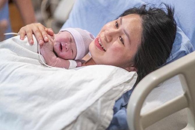 Arti Mimpi Melahirkan Anak Perempuan Yang Parents Alami