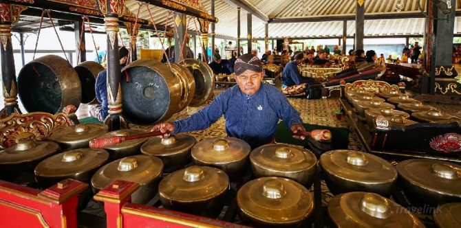 Gamelan Jawa Sejarah Fungsi Dan Jenis Jenisnya