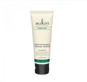 Sukin Signature Revitalising Facial Scrub dari bahan biodegradable