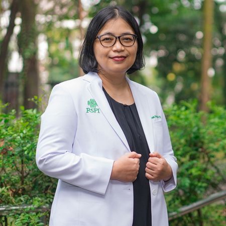 dr. Endah Citraresmi adalah salah satu dokter spesialis anak andalan di Jakarta Selatan