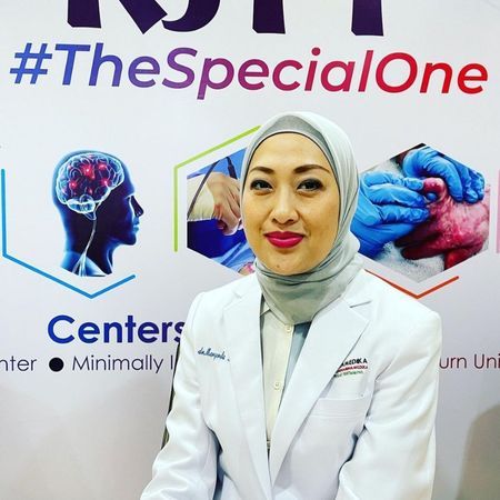 Berbasis di Jakarta Selatan, Parents bisa menemui dr. Margareta Komalasari