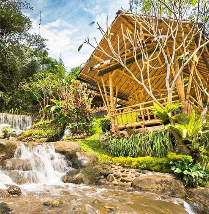 tempat buka puasa di Bogor dengan pemandangan indah dan menyajikan hidangan khas Sunda
