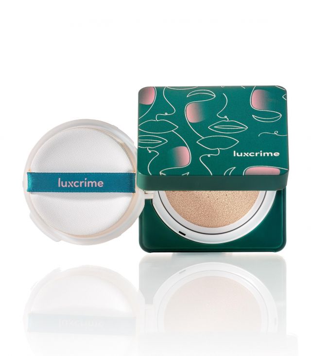 Luxcrime Second Skin Luminuous Cushion dengan hasil akhir dewy
