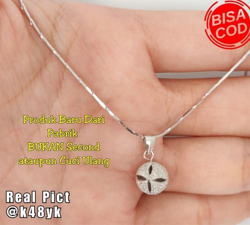 6. Kalung Liontin Bola Perak 925