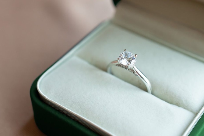 cincin nikah platinum