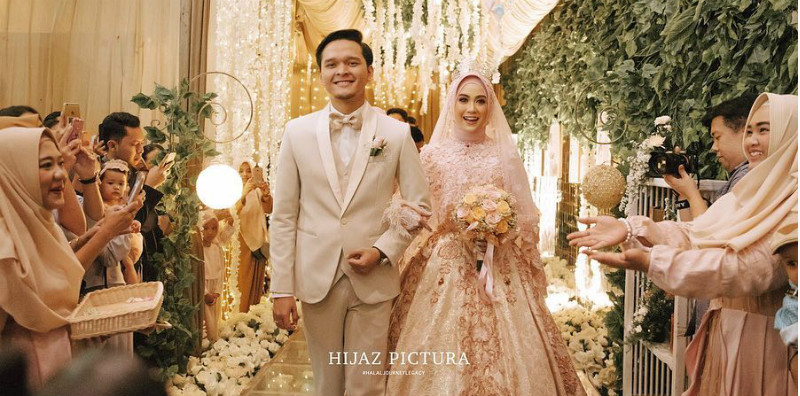 Quraish Shihab: Islam Memperbolehkan Perempuan Melamar Laki-Laki