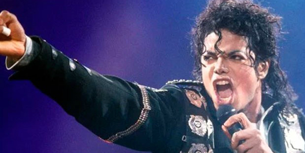 Louis Vuitton Menarik Pakaian Michael Jackson Dari Koleksi Baru Mereka, Ada Apa?
