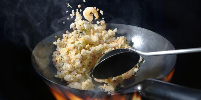 Bosan memasak nasi itu-itu saja? 26 kreasi memasak nasi ini mesti Anda coba!