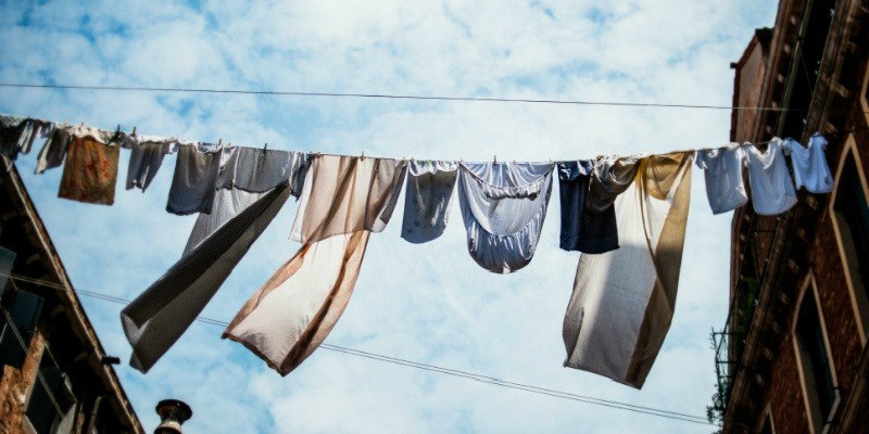 10 langkah mudah membereskan cucian baju yang menumpuk